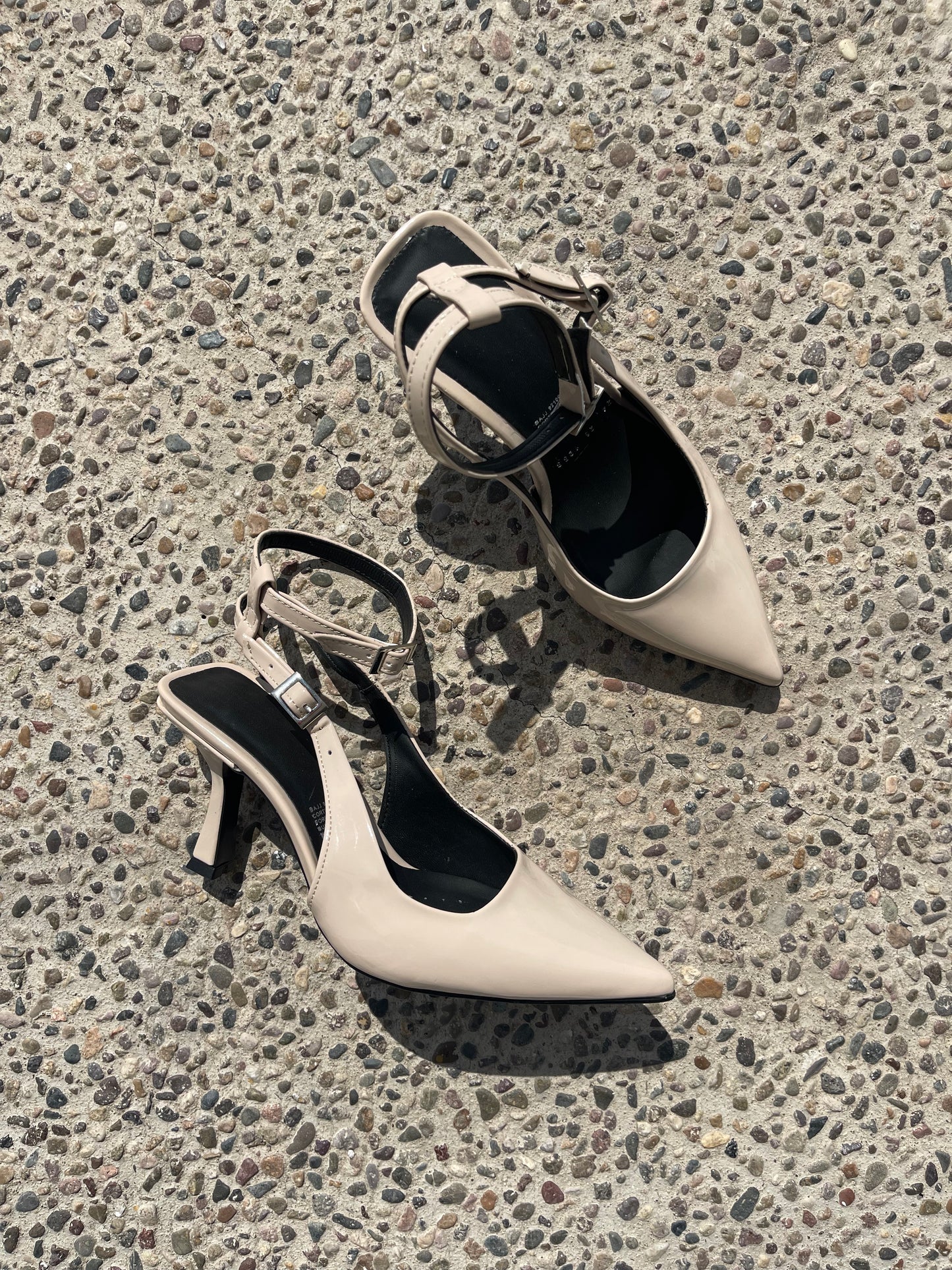 ZAPATILLAS DINORAH MAQUILLAJE (con pulsera)