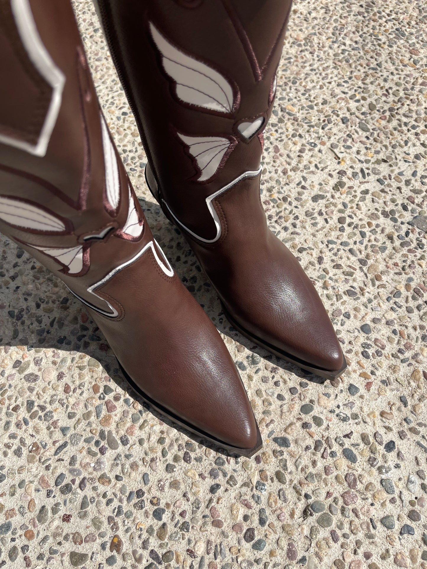 BOTAS FARFALLA MOKA