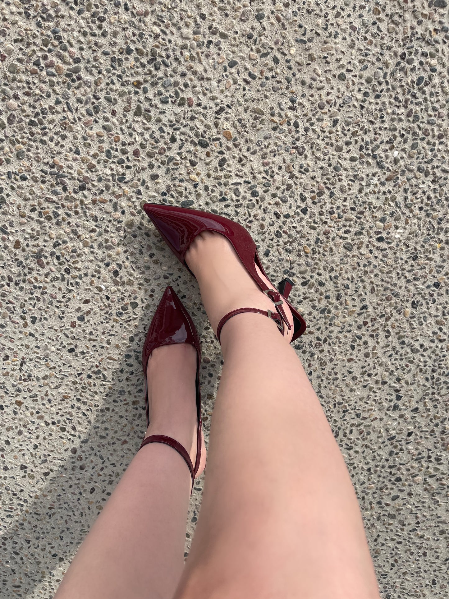 ZAPATILLAS DINORAH VINO (con pulsera)