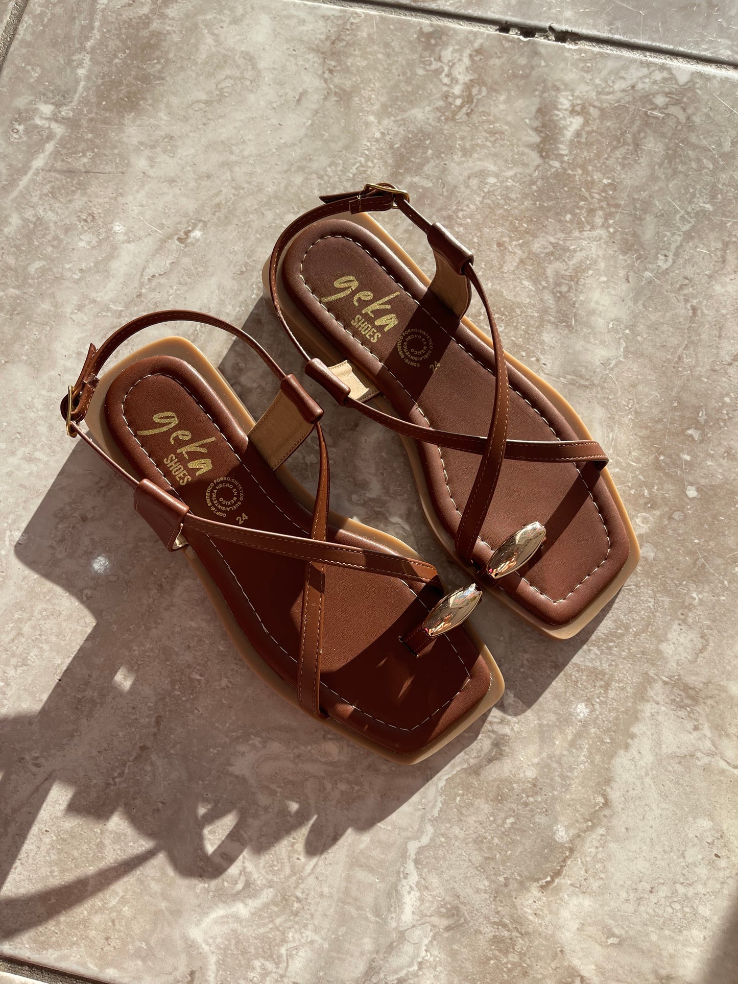 SANDALIAS MALAY CAFÉ