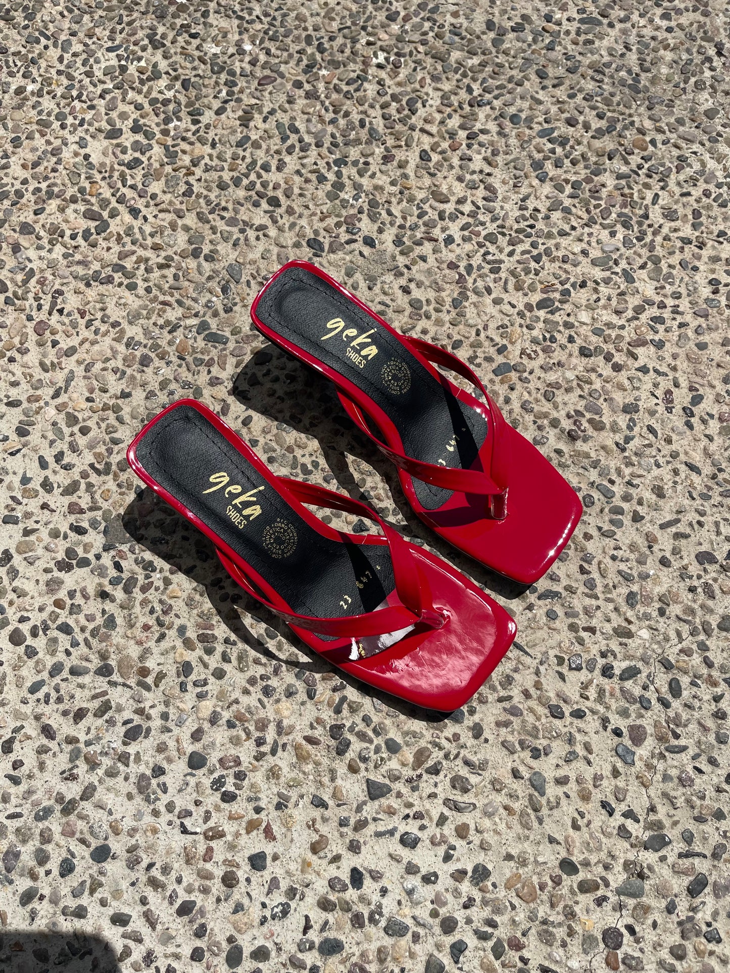 ZAPATILLAS DANIELA ROJO 2.0