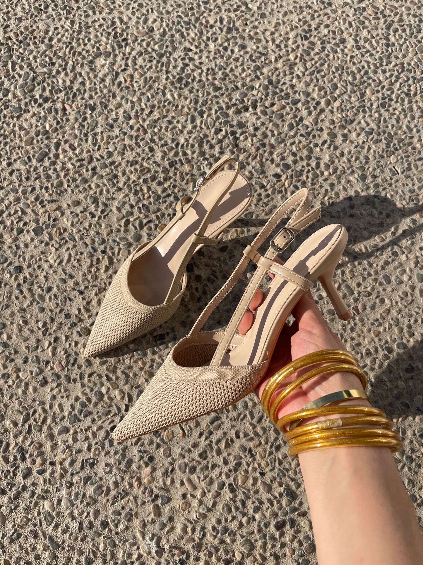 ZAPATILLAS SILVANA BEIGE
