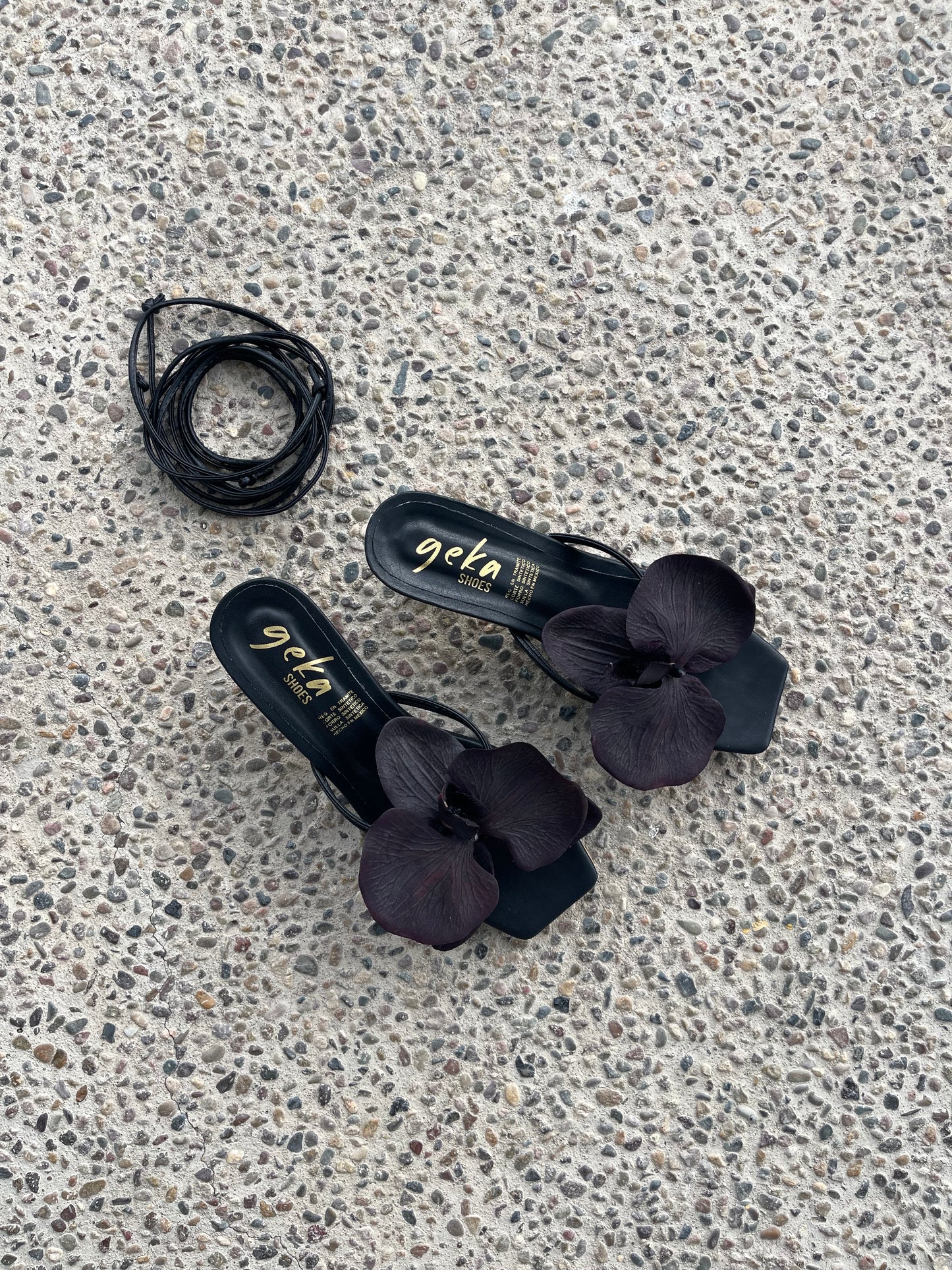 ZAPATILLA ORQUÍDEA NEGRO