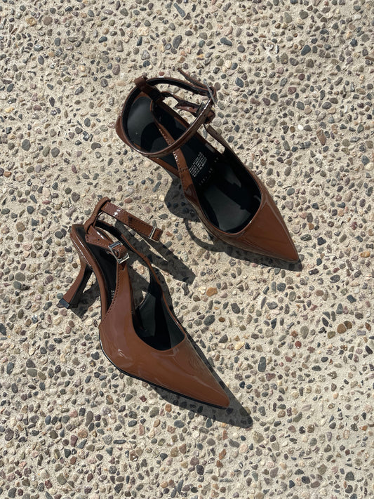 ZAPATILLAS DINORAH CAFÉ  (con pulsera)