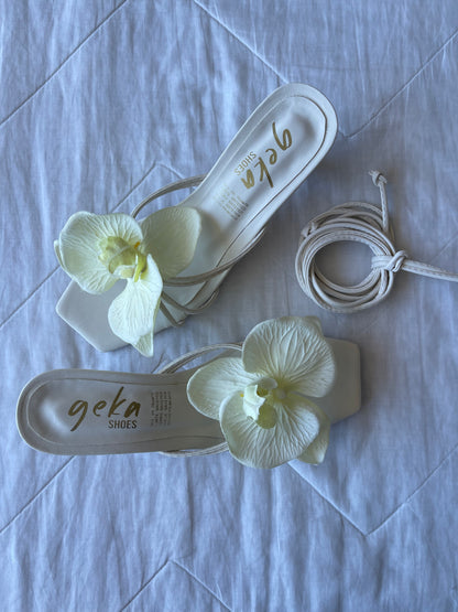 ZAPATILLA ORQUÍDEA LATTE